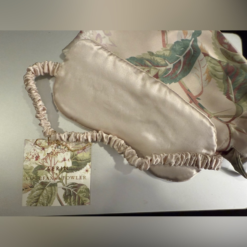 NWT AERIN X Colefax and Fowler ELOISE Silk Sleep Mask And Silk Drawstring Bag - Picture 9 of 13